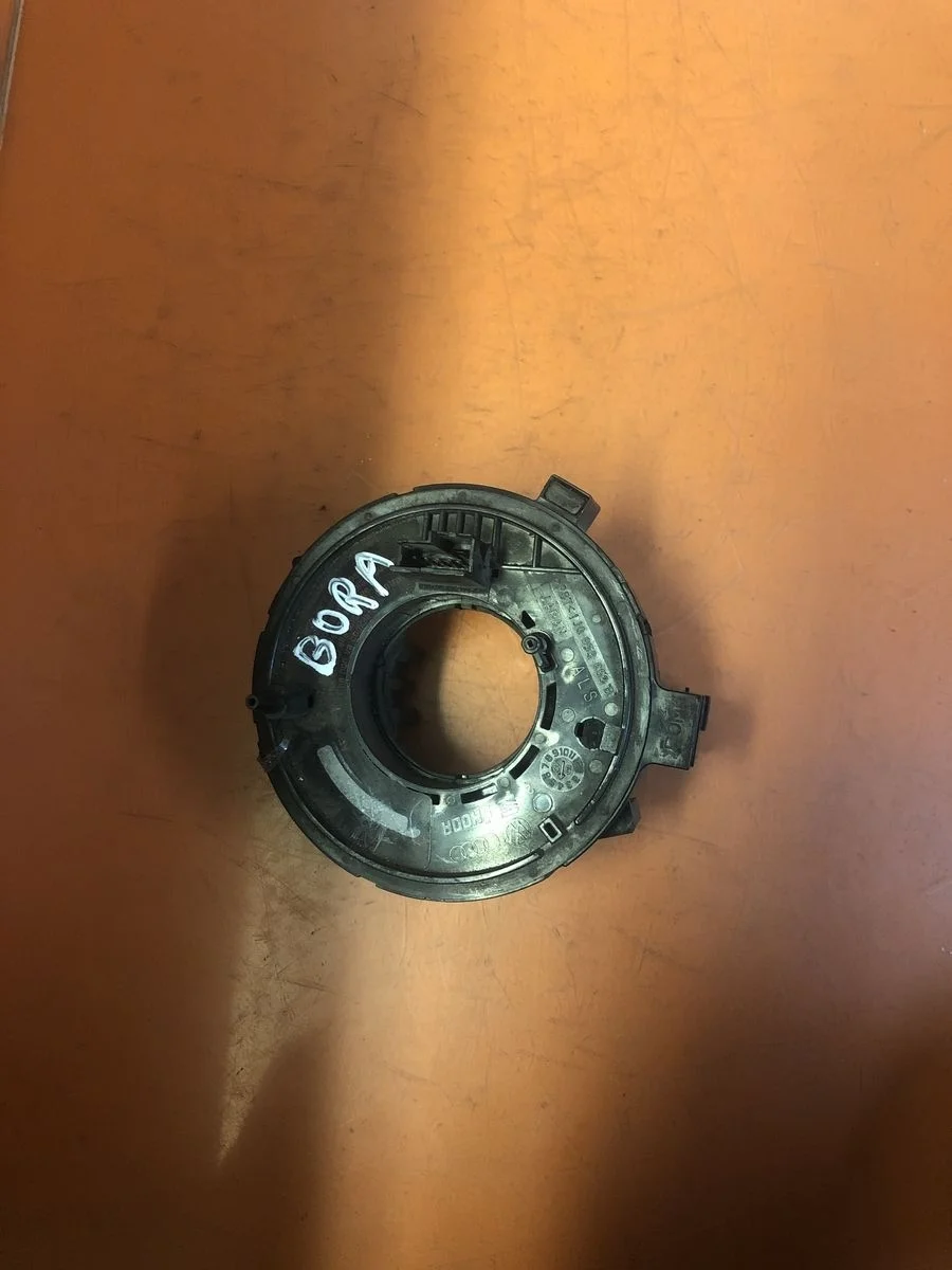 Кольцо (шлейф ) SRS Audi A6 C5 (1997—2001)