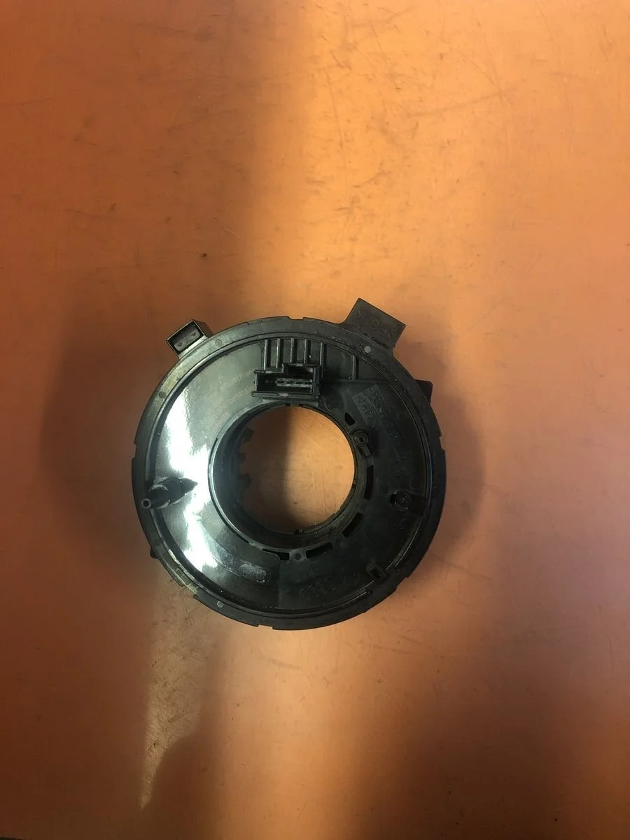 Кольцо (шлейф ) SRS Audi A6 C5 рестайлинг (2001—2004)