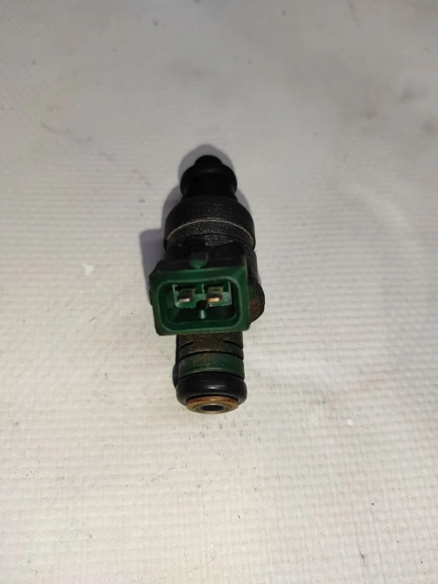 Форсунка инжекторная электрическая Audi A3 8L (1996—2000)