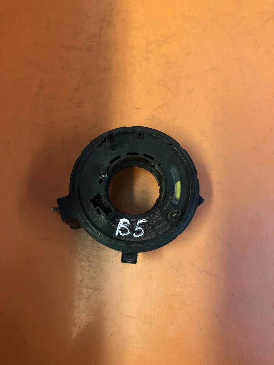 Кольцо (шлейф ) SRS Audi A6 C5 (1997—2001)