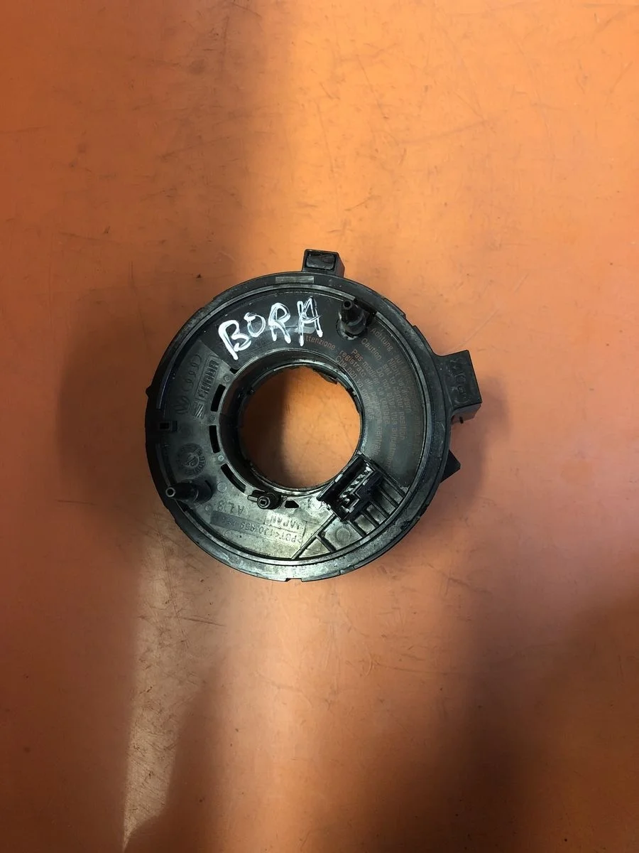 Кольцо (шлейф ) SRS Audi A6 C5 (1997—2001)