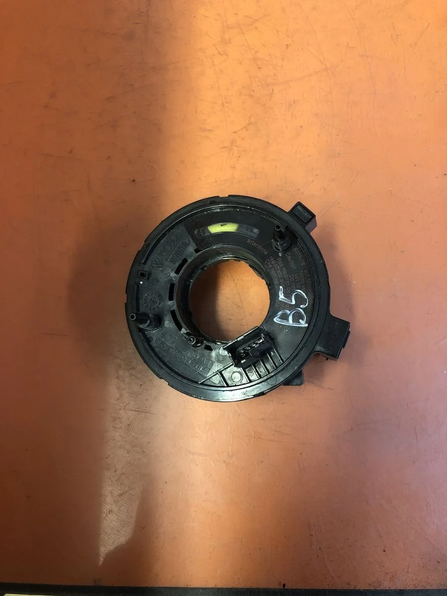 Кольцо (шлейф ) SRS Audi A6 C5 (1997—2001)