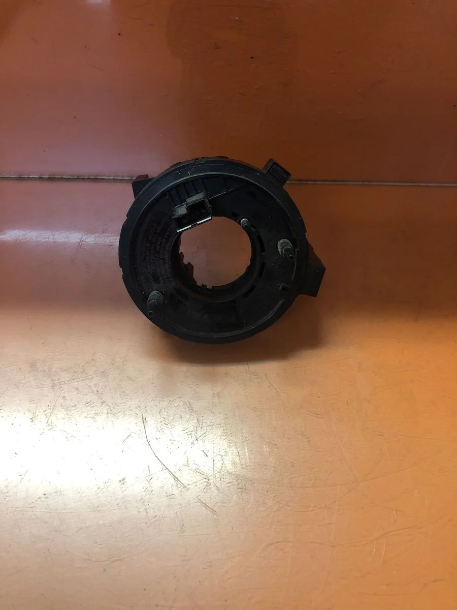 Кольцо (шлейф ) SRS Audi A6 C5 (1997—2001)