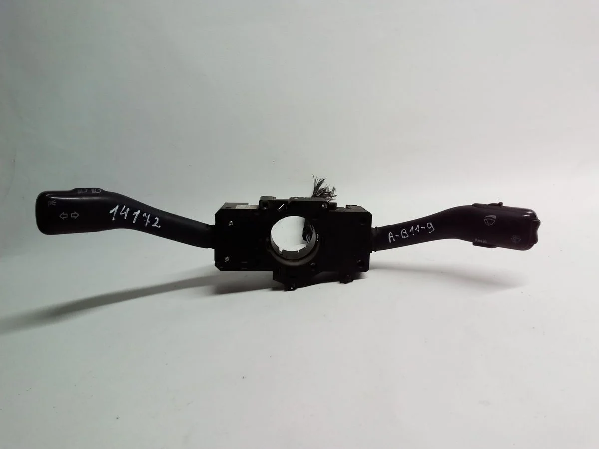 Блок подрулевых переключателей (стрекоза) Volkswagen Passat B5 (1996—2001)