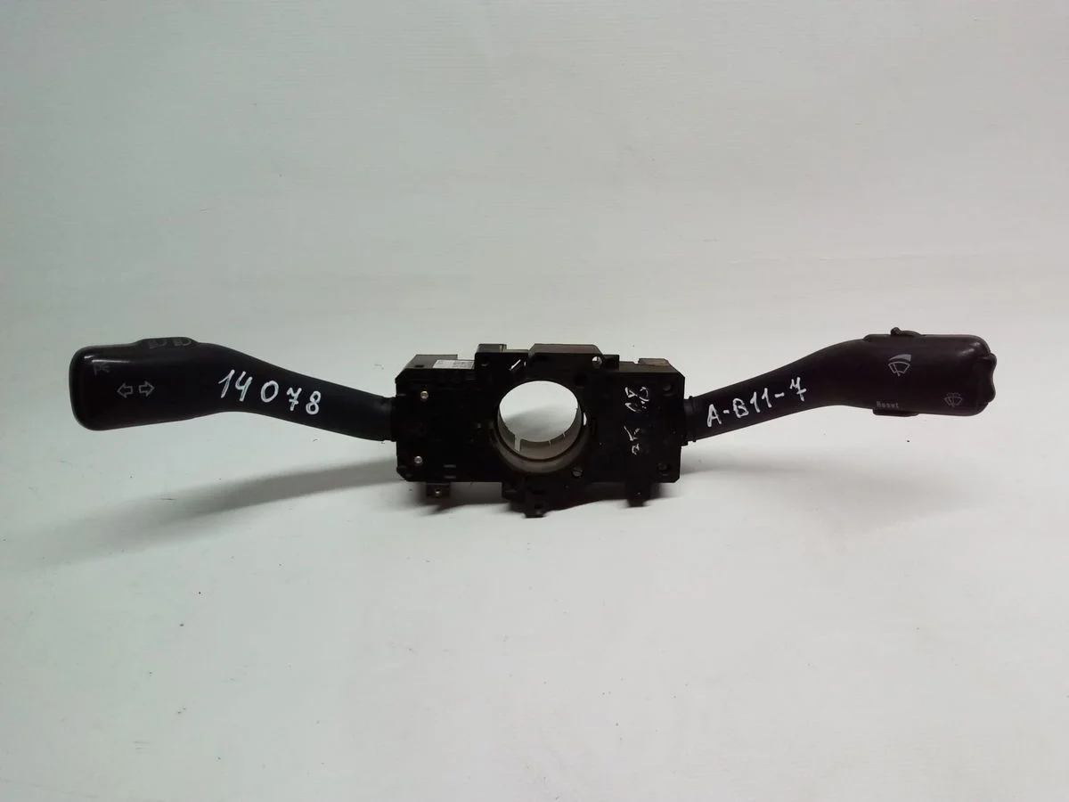 Блок подрулевых переключателей (стрекоза) Volkswagen Passat B5 (1996—2001)