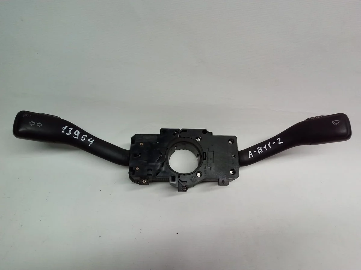 Блок подрулевых переключателей (стрекоза) Volkswagen Passat B5 (1996—2001)