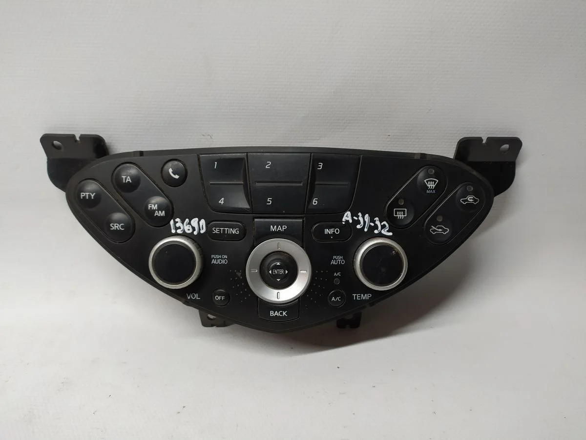 Блок управления климатом Nissan Primera P12 (2001—2008)