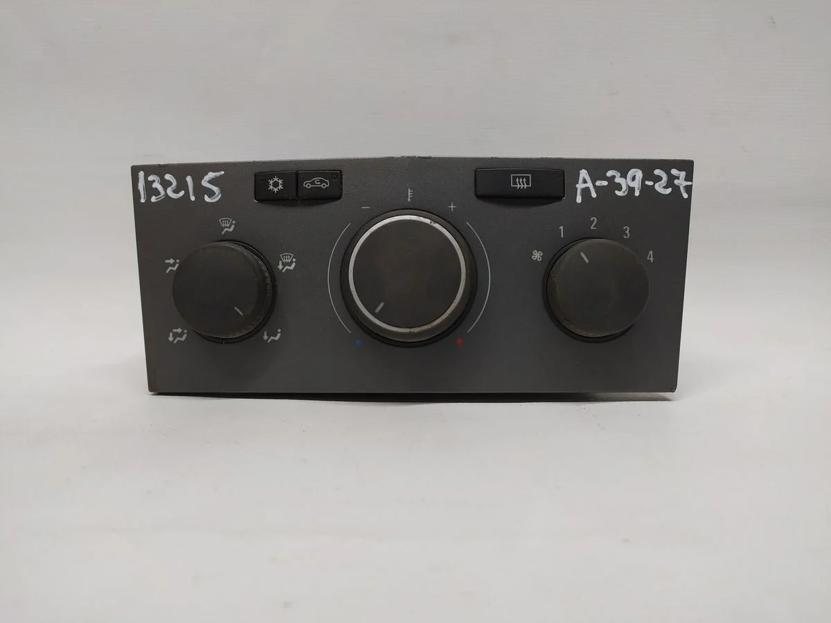 Блок управления отопителем Opel Astra H (2004—2007)