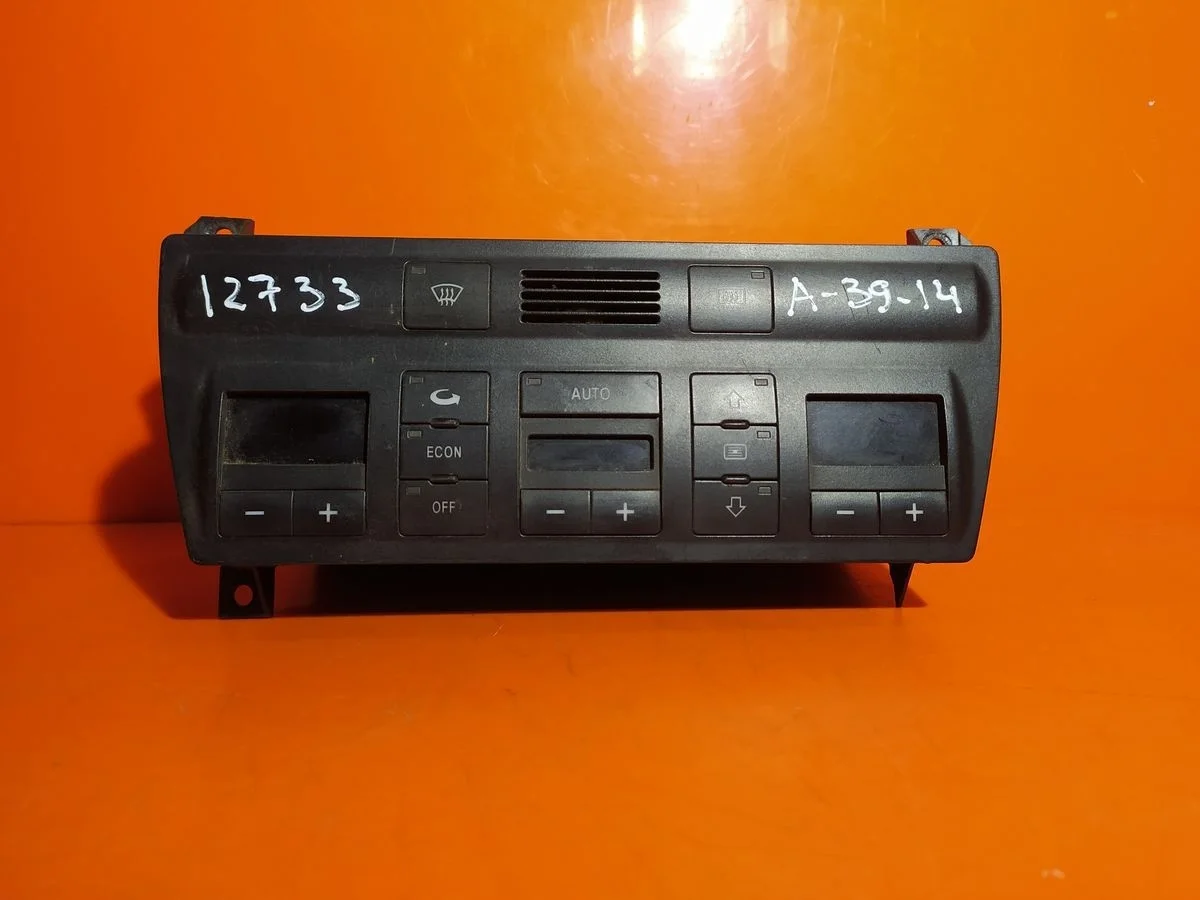 Блок управления климатом Audi A6 C5 (1997—2001)