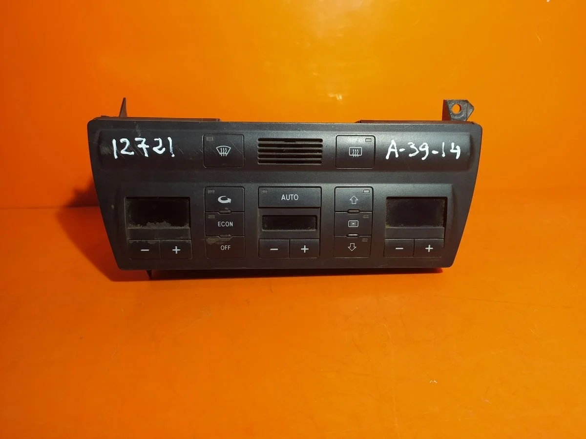 Блок управления климатом Audi A6 C5 (1997—2001)