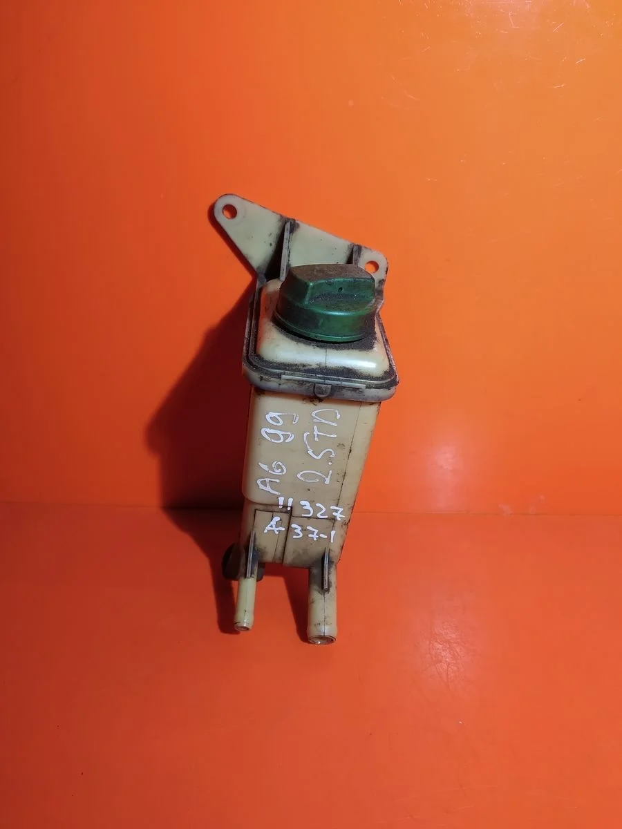 Бачок гидроусилителя (ГУР) Volkswagen Passat B5 (1996—2001)