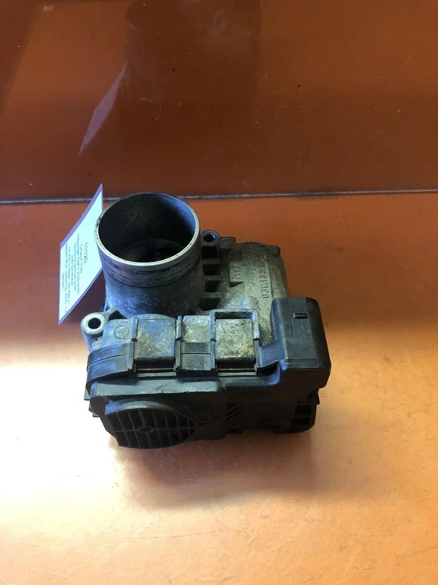 Заслонка дроссельная электрическая Volkswagen Golf Mk5 (2003—2009)