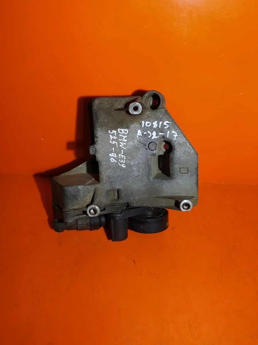 Кронштейн компрессора кондиционера BMW 5 серия E39 (1995—2000)