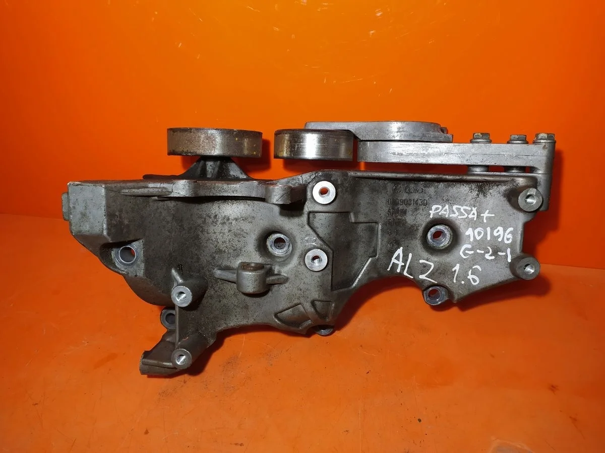 Кронштейн генератора Volkswagen Passat B5 рестайлинг (2000—2005)