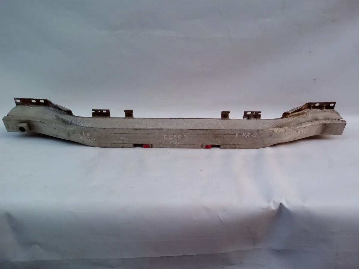 Усилитель заднего бампера Opel Astra H (2004—2007)