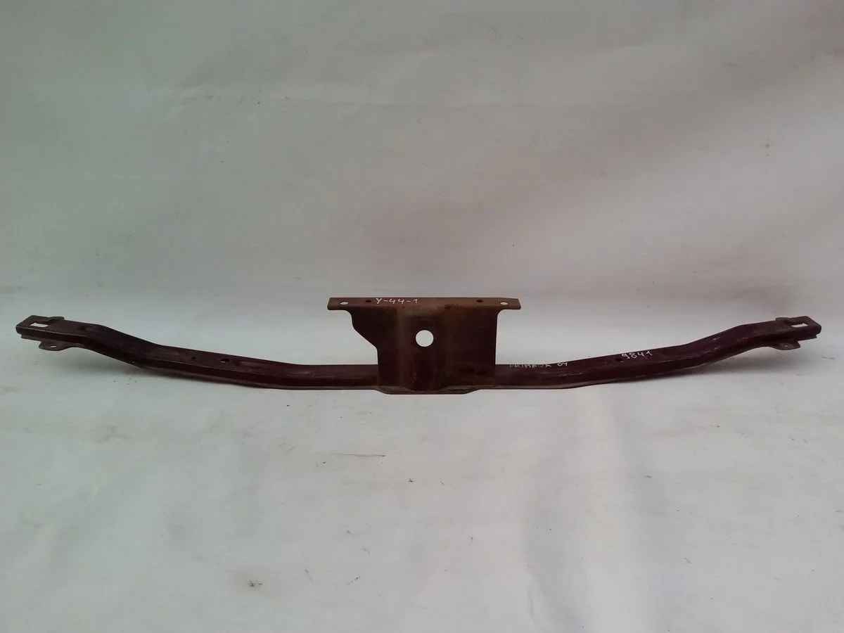 Усилитель переднего бампера Nissan Primera P12 (2001—2008)