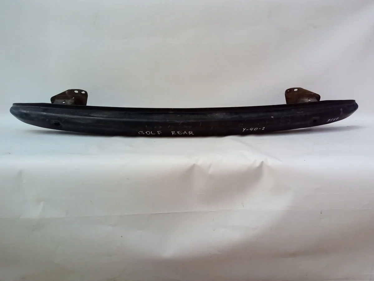 Усилитель заднего бампера Volkswagen Golf Mk4 (1997—2006)