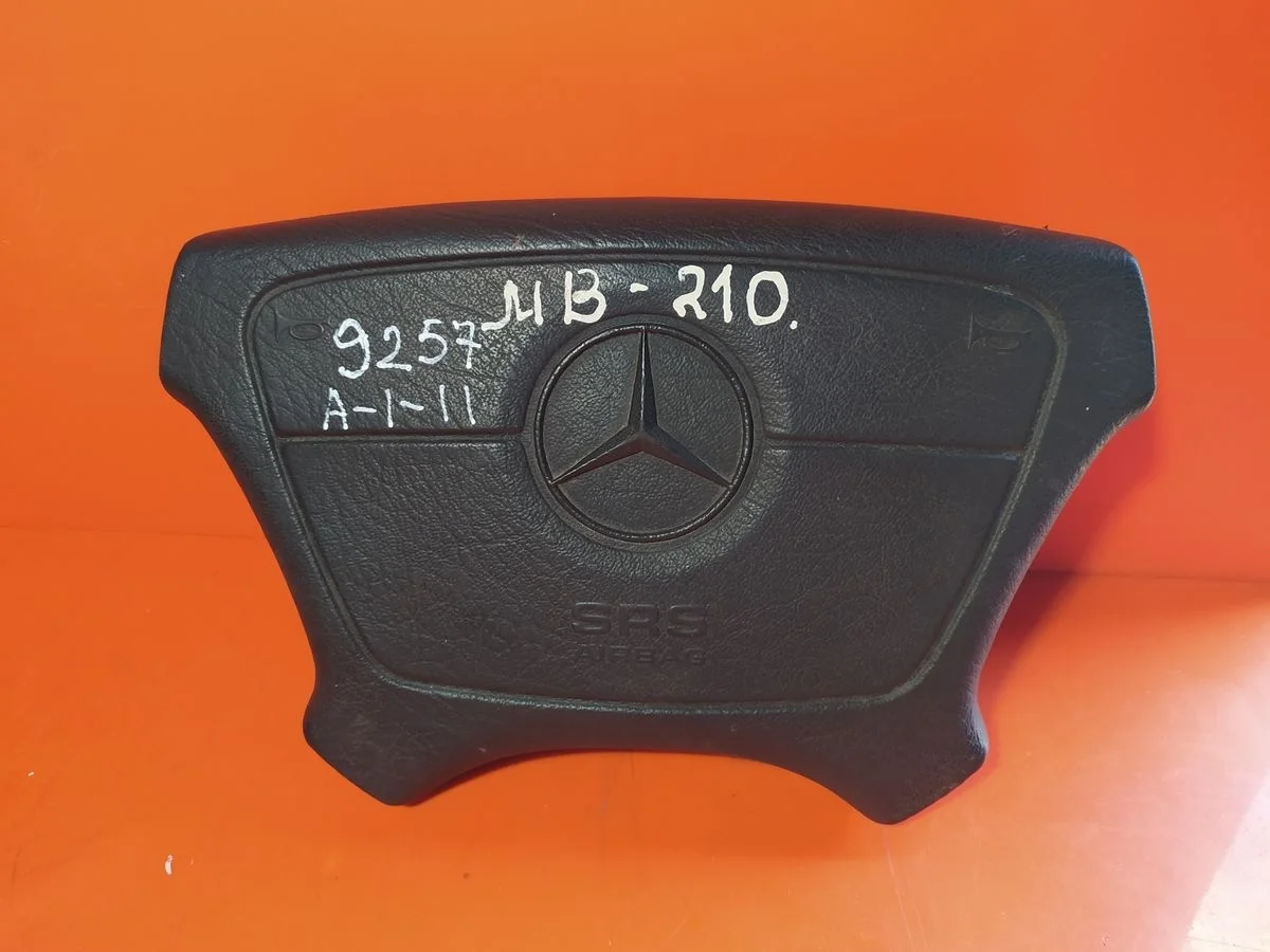 Подушка безопасности водителя Mercedes-Benz E-класс W210/S210 (1995—1999)