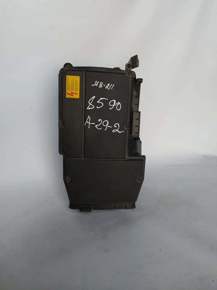 Корпус воздушного фильтра Mercedes-Benz E-класс W211/S211 (2002—2006)