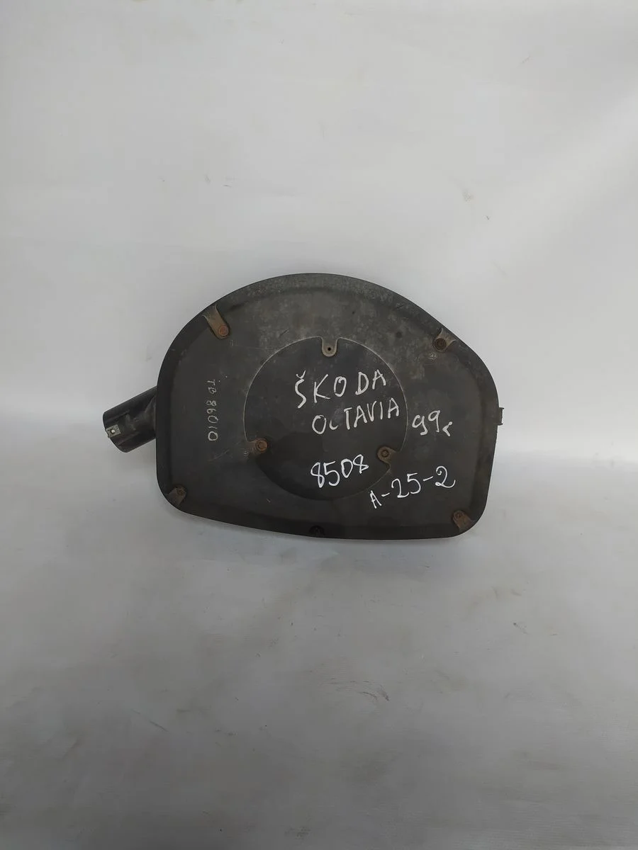 Корпус воздушного фильтра Skoda Octavia I рестайлинг (2000—2011)