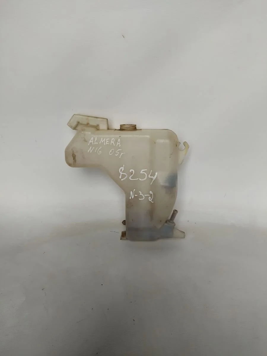 Бачок расширительный Nissan Almera N16 рестайлинг (2002—2006)