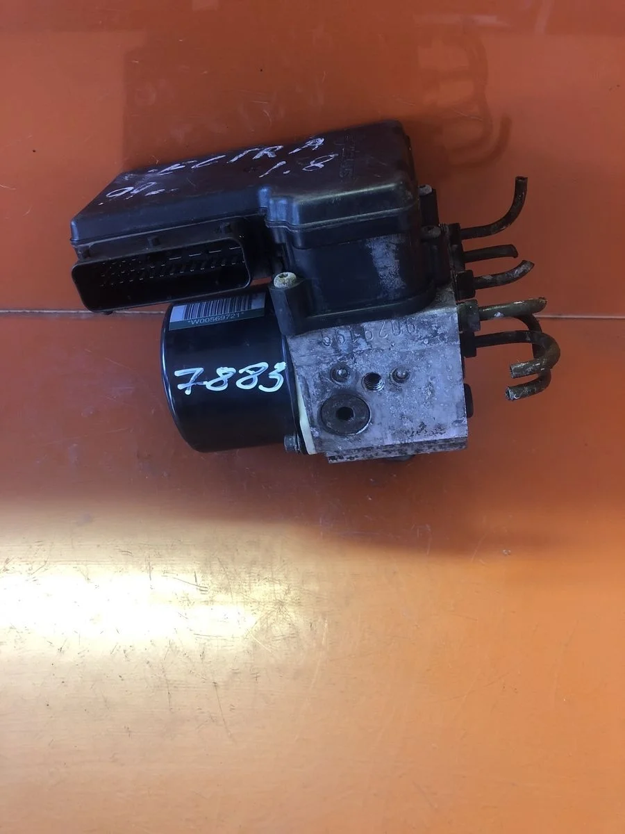 Блок (насос) ABS Opel Vectra B (1995—2000)