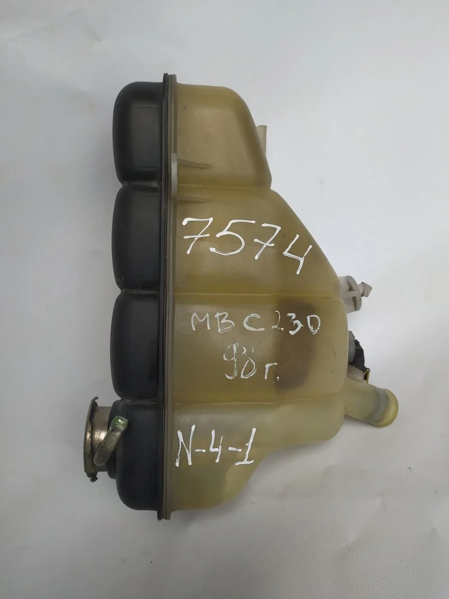 Бачок расширительный Mercedes-Benz C-класс W202/S202 (1993—1997)