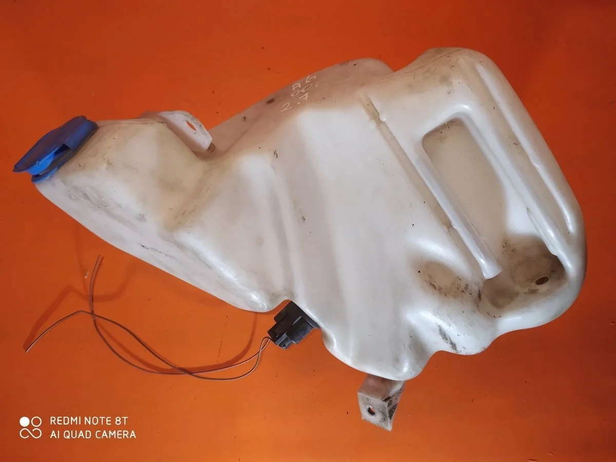 Бачок омывателя Audi A6 C5 (1997—2001)