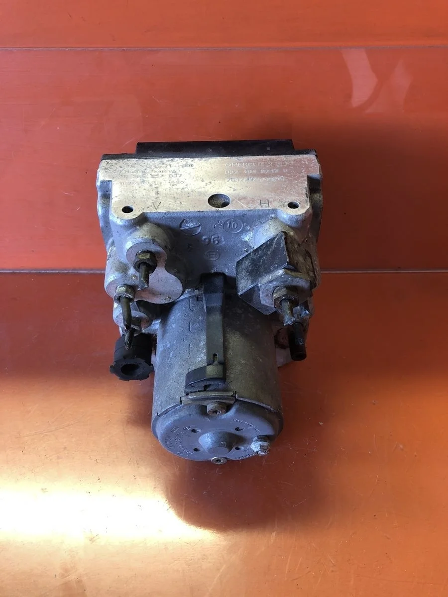 Блок (насос) ABS Mercedes-Benz S-класс W220 (1998—2005)