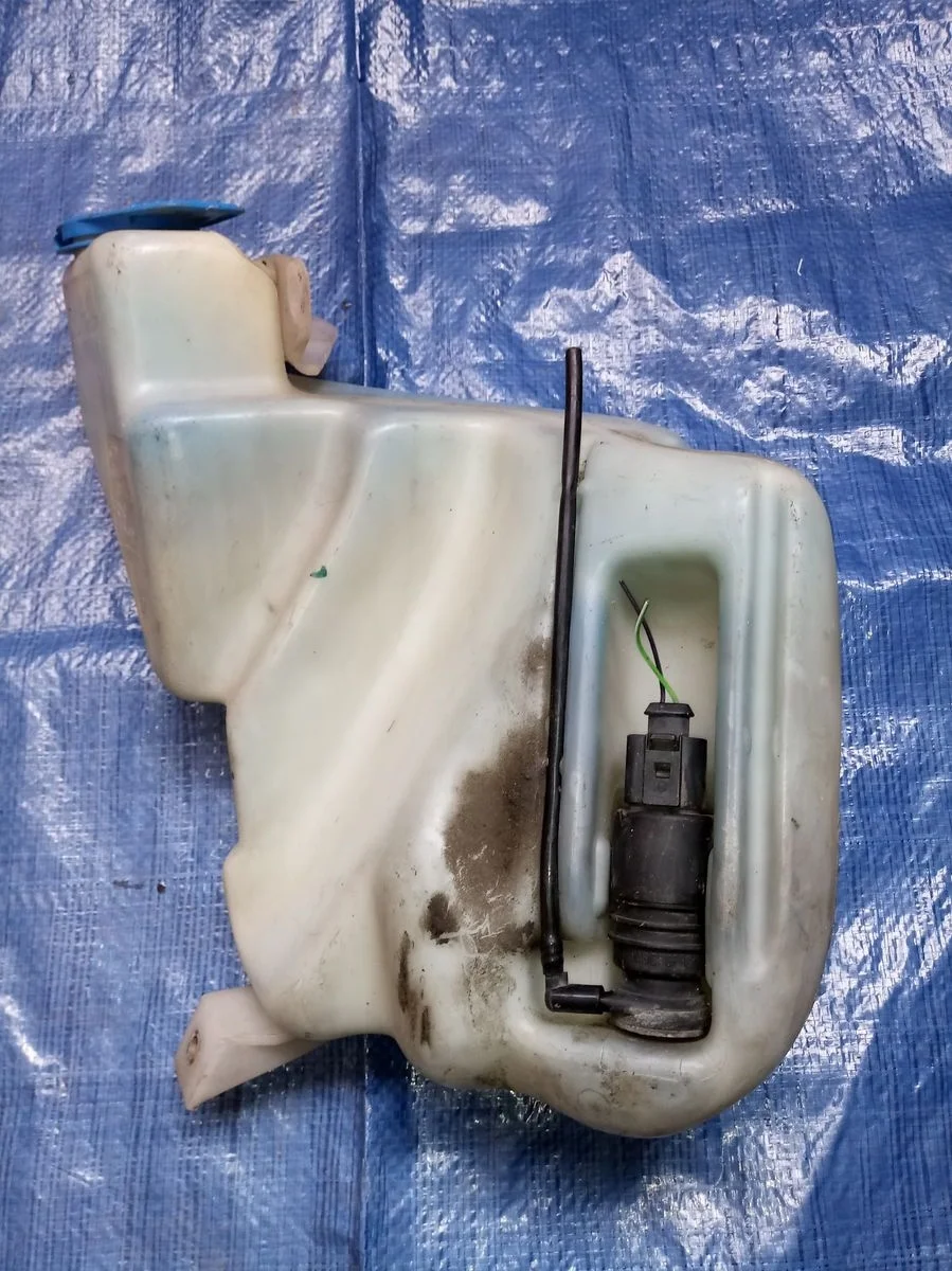 Бачок омывателя Audi A6 C5 (1997—2001)