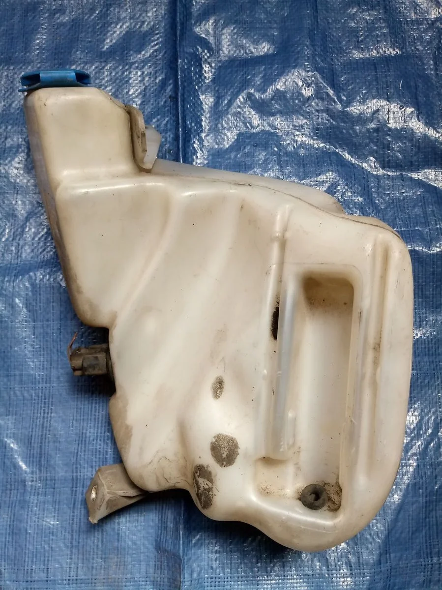 Бачок омывателя Audi A6 C5 (1997—2001)