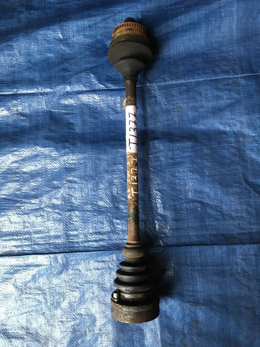 Полуось задняя L=R (приводной вал,шрус) Audi A6 Allroad Quattro C5 (2000—2006)