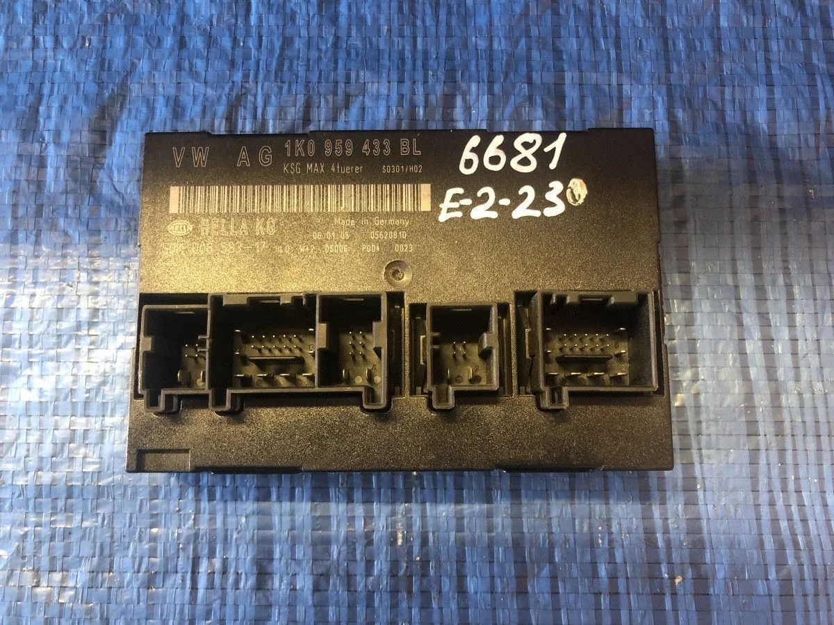 Блок комфорта Skoda Octavia II (2004—2009)