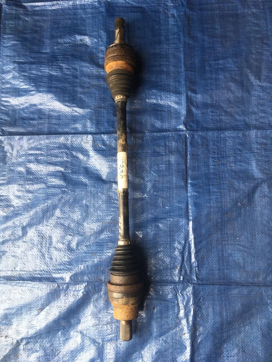 Полуось задняя L=R (приводной вал,шрус) Volvo XC70 I (2000—2004)