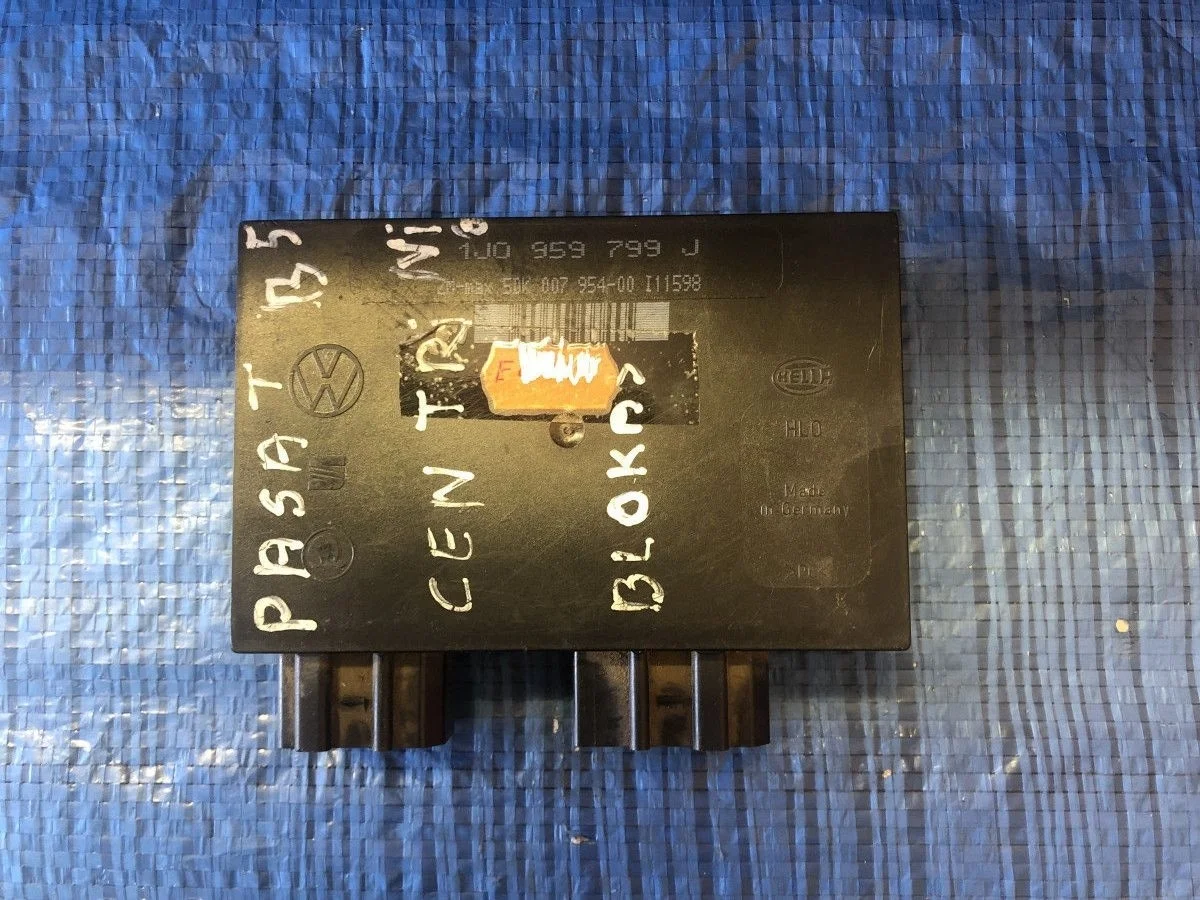 Блок комфорта Volkswagen Passat B5 (1996—2001)