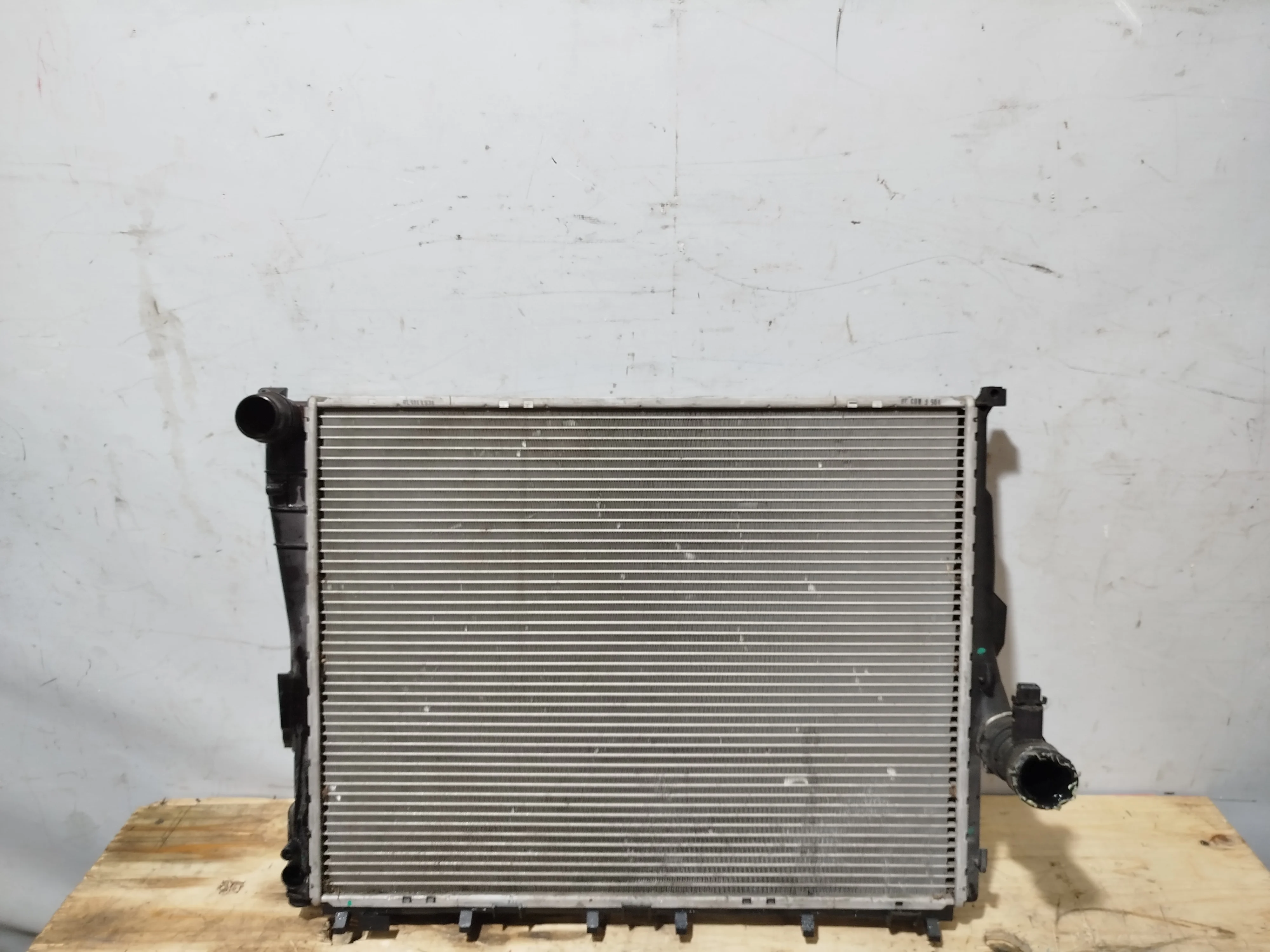 РАДИАТОР ДВИГАТЕЛЯ BMW ... M54B25 256S5 M54B30 306S3 N42B18A N45B16A N46B20A N52B25A N52B30A 3-SERIES Z4 E46 E85 E86 АТМ МТМ БЕЗ ДИФФУЗОРА 17119071517 S4079Z