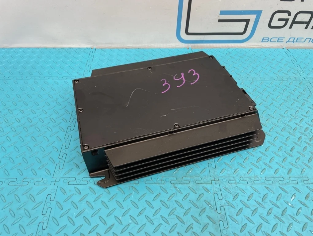 Усилитель звука Land Rover Range Rover 2004 XQK000030 L322 M62B44 4.4