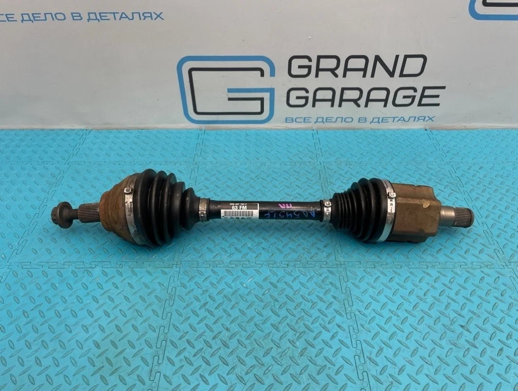 Привод Volkswagen Tiguan 2010 5N0407763F 5N1 CCZC 2.0, передний левый