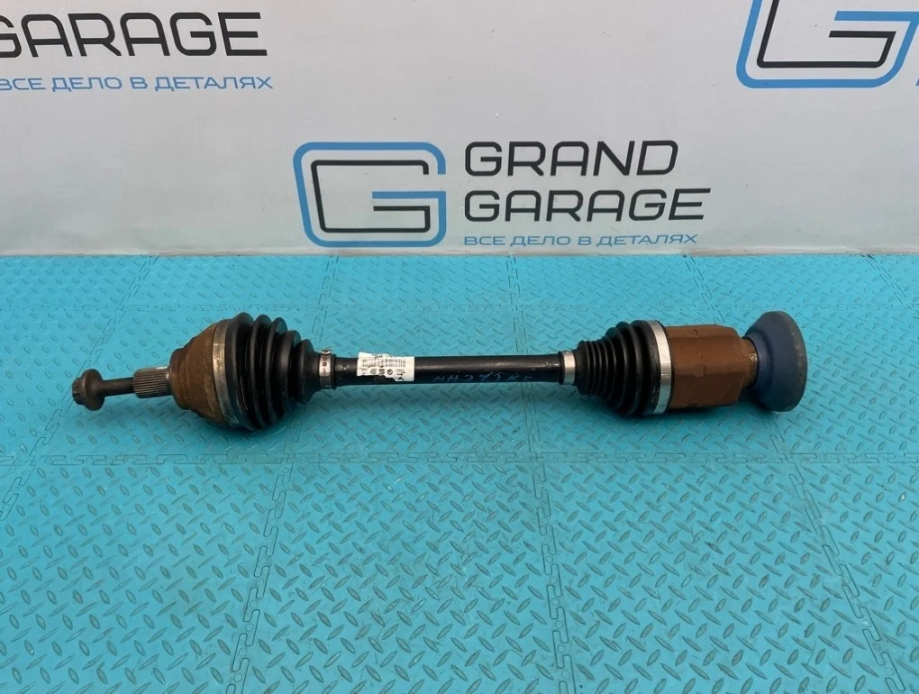 Привод Volkswagen Tiguan 2010 5N0407766D 5N1 CCZC 2.0, передний правый