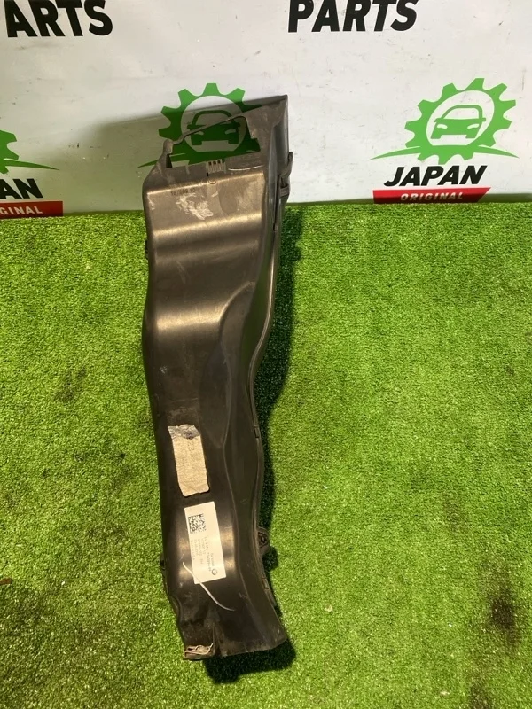 Воздуховод Bmw X5 40Dx 2015 51747343804 F15 N57D30B, правый