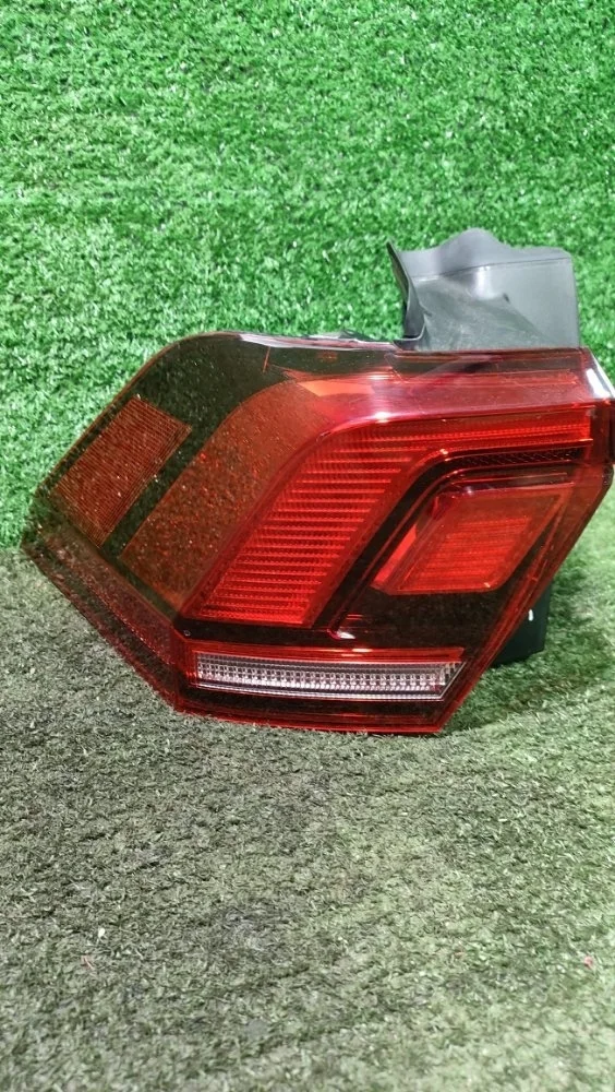 Фонарь наружний Volkswagen Tiguan 2021 5NA945095D 2 CZDA, левый