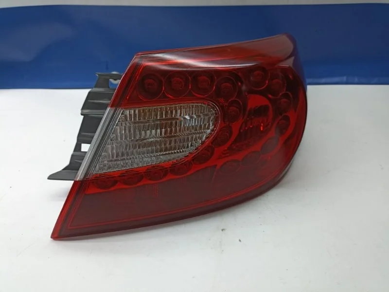 Фонарь Nissan Fuga 2010 265501ME0A HY51, задний правый