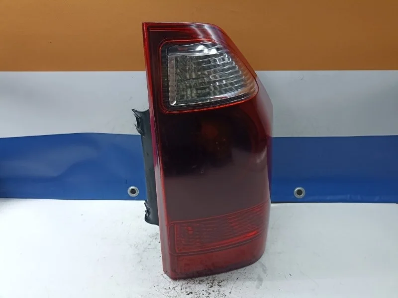 Фонарь Mitsubishi Pajero 2006 MN133766 V78W 4M41, задний правый