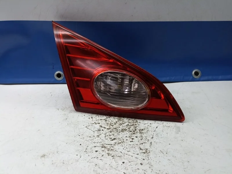 Фонарь внутренний Nissan Murano 2010 265451AA1A Z51, задний левый