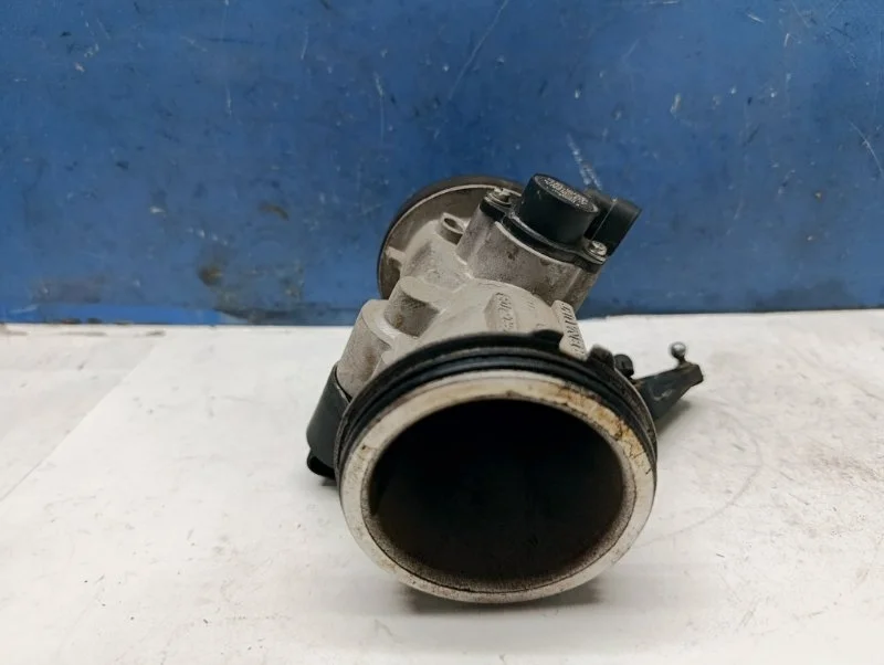 Заслонка дроссельная Renault Sandero 2013 8200908869 BS11 1.6 K7M710