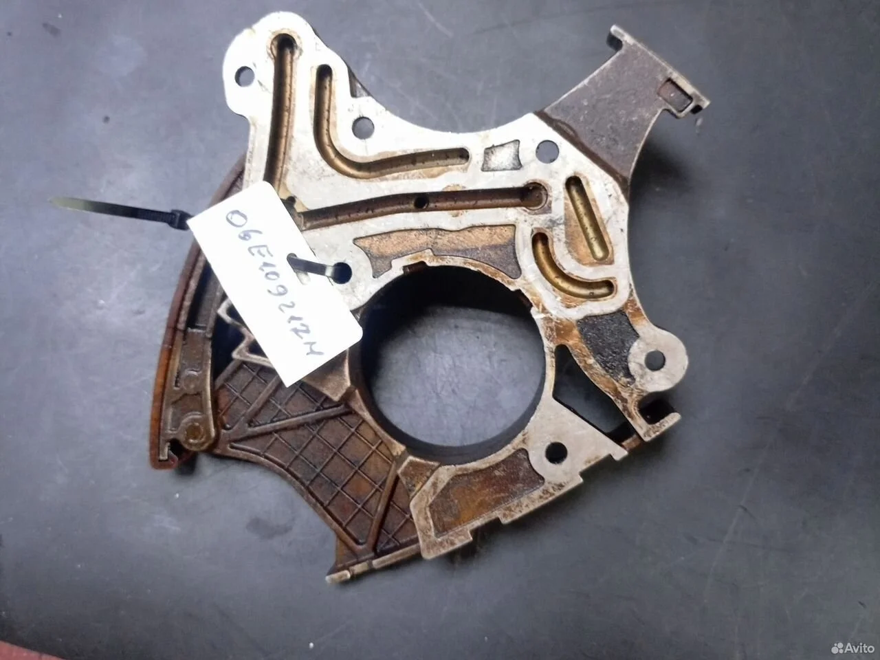 Наяжитель цепи грм vag 06e109217h