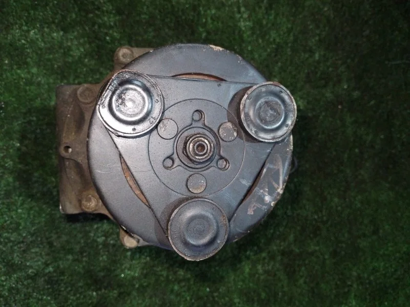 Компрессор кондиционера Mitsubishi Lancer 2004JT010AA 9 4G18 1.6