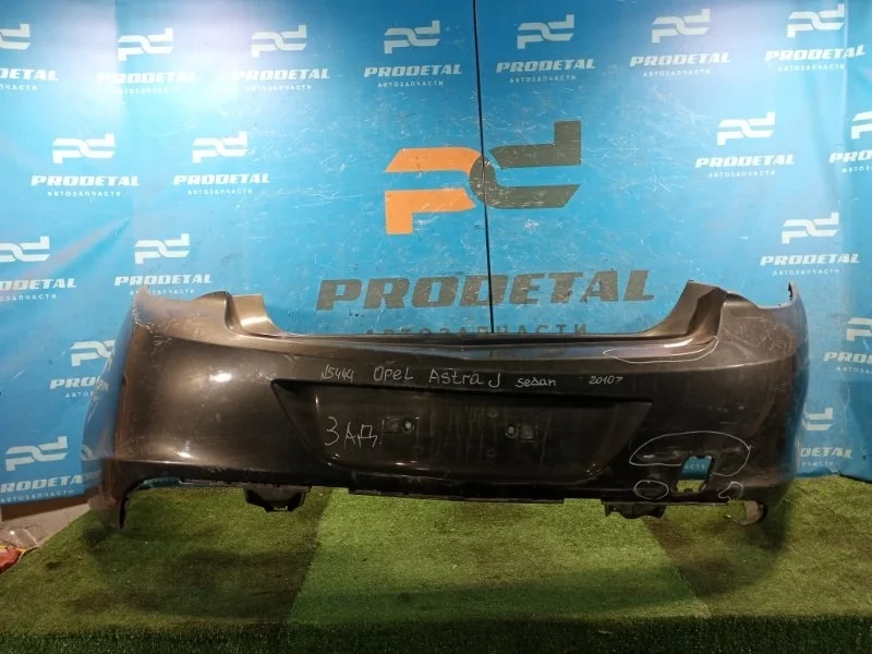 Бампер задний Opel Astra J 2009-2017
