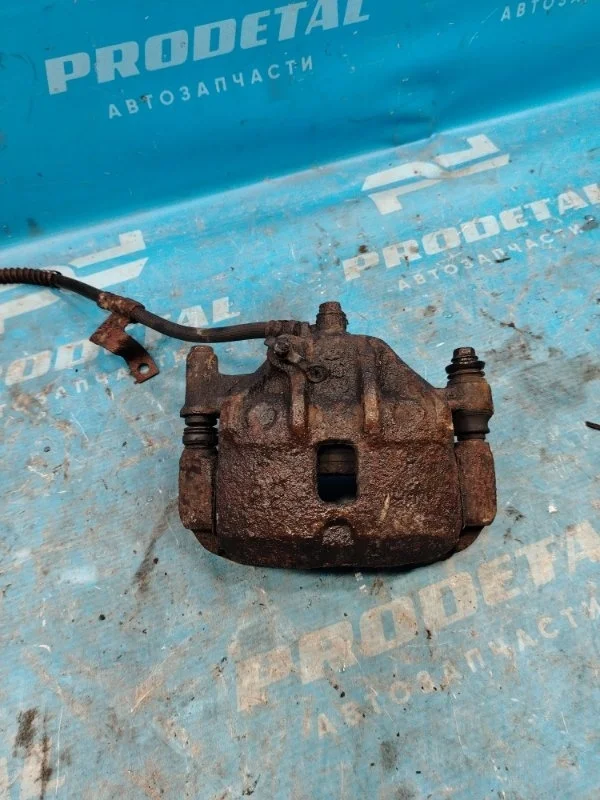 Суппорт тормозной передний правый Hyundai Accent