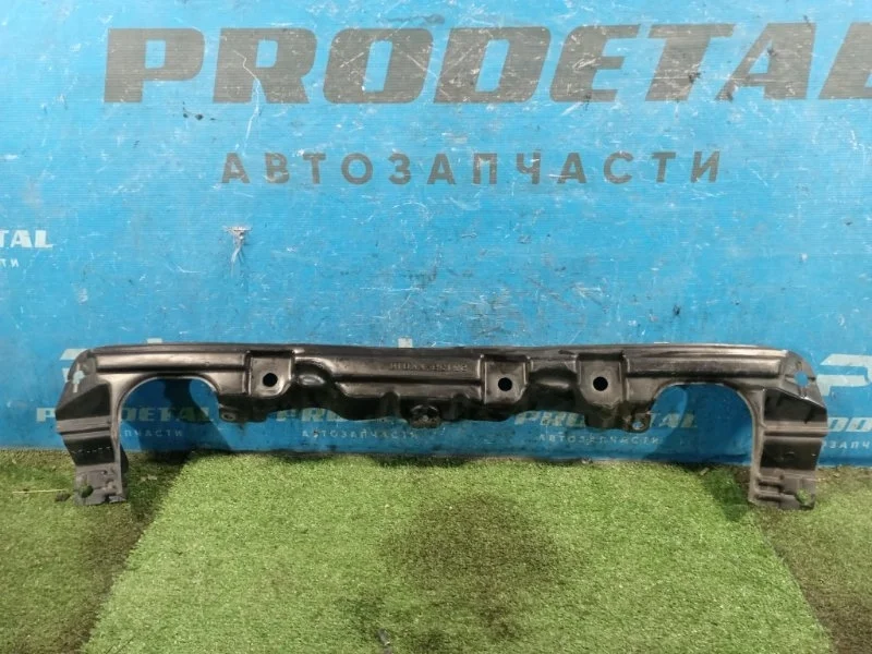 Пыльник бампера передний Toyota Fortuner 1GD-FTV